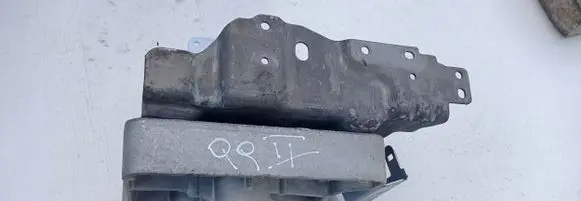 Nissan X-Trail T32 Battery tray 