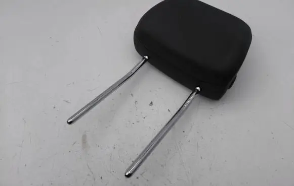 Audi A5 Front seat headrest 