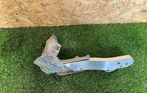 Mercedes-Benz GLC X253 C253 Side radiator support slam panel A2536210600