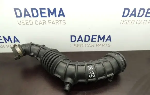 Renault Megane III Air intake duct part 8200750731 DS13