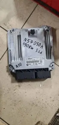 BMW 5 F10 F11 Engine control unit/module 8586540 1312046 1039S8332