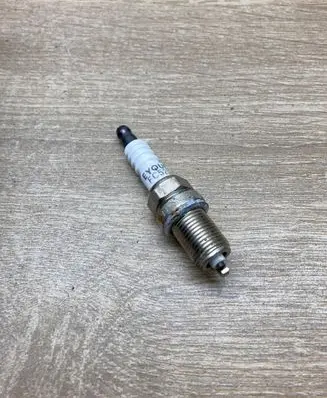 Renault Laguna II Spark plug FC52LS