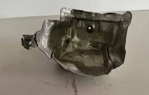 BMW X5 F15 Heat shield in engine bay 8508138