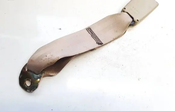Lexus RX 300 Rear seatbelt buckle d017201 06371