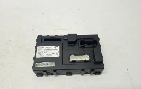 Nissan Juke I F15 Comfort/convenience module 284B1BV81C