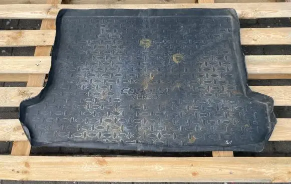 Toyota Corolla Verso AR10 Rubber trunk/boot mat liner 