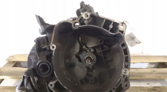 Opel Corsa D Manual 6 speed gearbox 55192042
