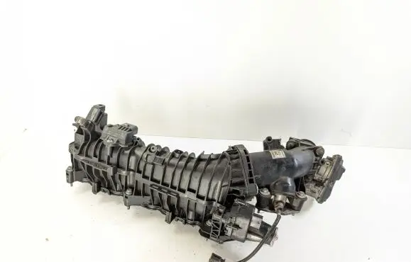 BMW 5 F10 F11 Intake manifold 8570791 7610856 7810752