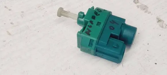Clutch pedal sensor