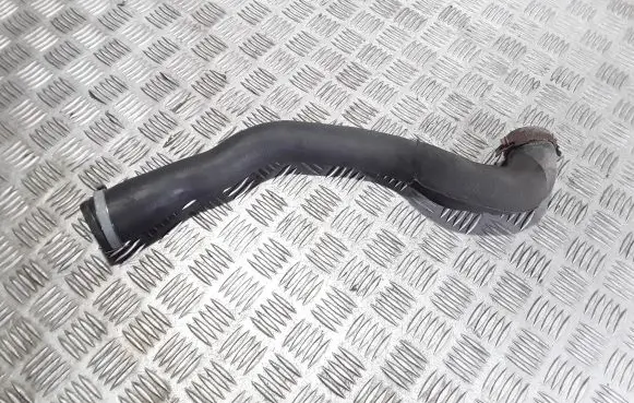 Ford Focus Intercooler hose/pipe AV616K863HF