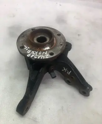 Opel Mokka B Front wheel hub