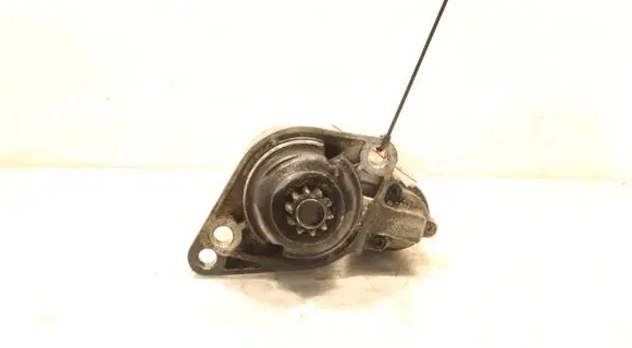 Volkswagen Touran I Starter motor 1005831311