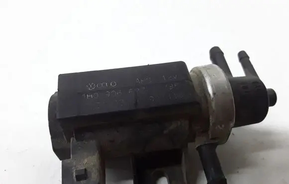 Volkswagen PASSAT B5 Turbo solenoid valve 1H0906627