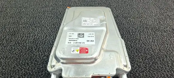 Porsche Taycan 9J1 Auxiliary heating control unit/module 9J1963507F