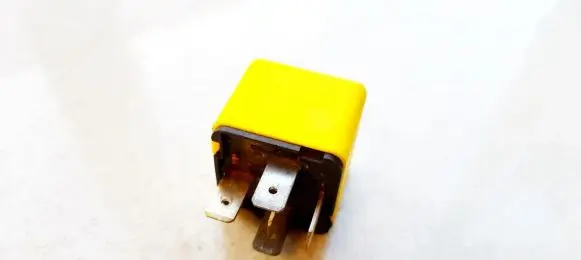 Fiat Bravo - Brava Other relay 82461739