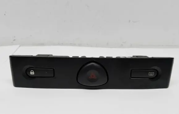 Renault Clio II Windscreen/window heater switch 8200069055