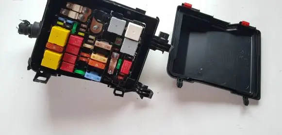 Peugeot 3008 II Fuse box set 9678633380 88680 92049