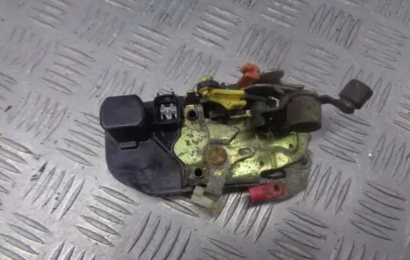 Chrysler Grand Voyager IV Front door lock