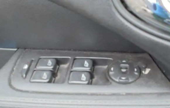 Jaguar X-Type Electric window control switch