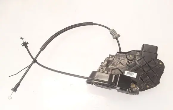 Volvo S40 Front door lock 30699157