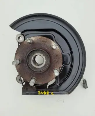 Nissan Juke I F15 Front wheel hub spindle knuckle