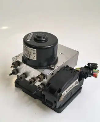 Volvo XC90 ABS Pump 10092504053 30643982 5WK84034