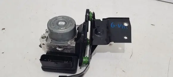Volkswagen Golf VIII ABS Pump 5WA614517BJ