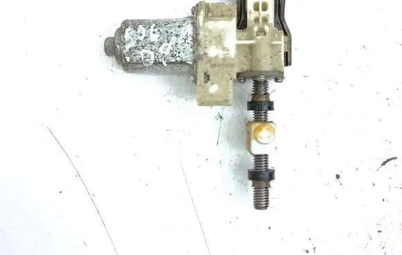 Mitsubishi Outlander Seat adjustment motor 071107 1651626