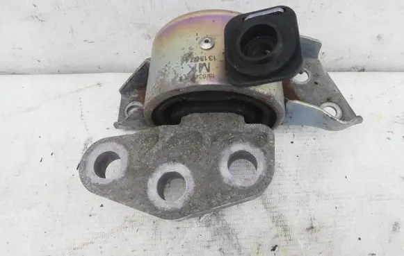 Opel Corsa D Gearbox mount