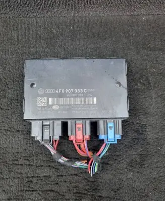 Audi A6 S6 C6 4F Tow bar trailer control unit/module 4F0907383C
