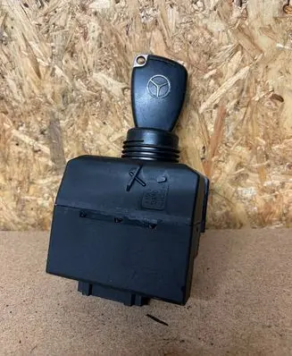 Mercedes-Benz CLK A209 C209 Ignition lock 2095451708 33002416 33002415
