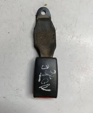 Nissan Note (E11) Rear seatbelt buckle 658awf9