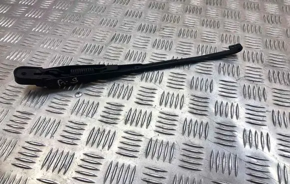 Honda Civic IX Rear wiper blade arm