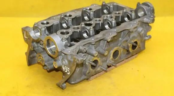Jaguar XF X250 Engine head 4R8Q6C064AH