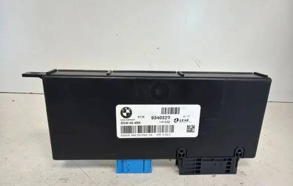 BMW 5 F10 F11 Gateway control module 9340522
