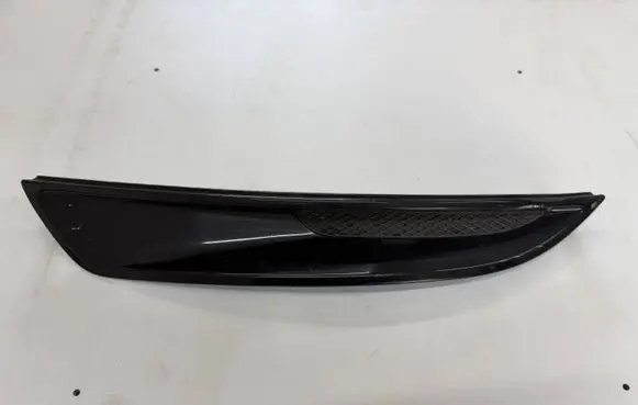 Ford Kuga I Front bumper lower grill 8V4115A282A