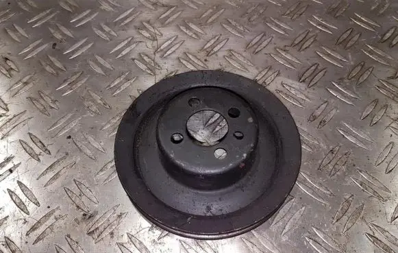 Audi A4 S4 B5 8D Crankshaft pulley 028105253A