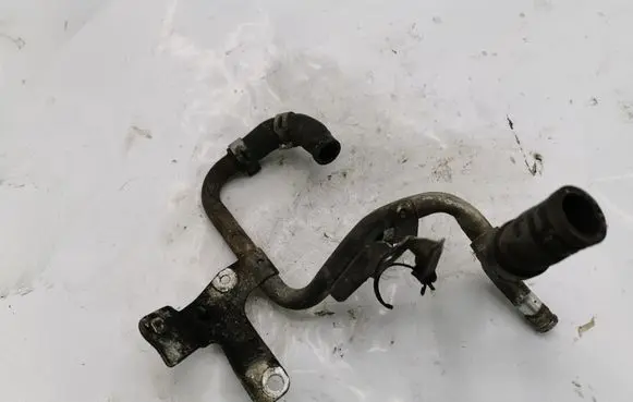 Nissan X-Trail T31 Engine coolant pipe/hose NOCODE