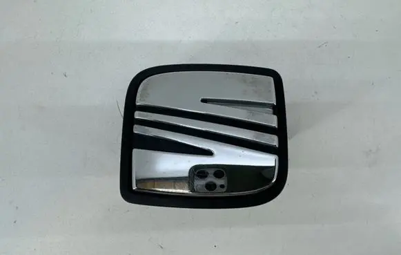 Seat Ibiza IV (6J,6P) Tailgate/trunk/boot exterior handle 6J4827565B