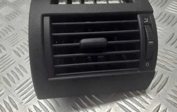 Volkswagen Fox Dashboard side air vent grill/cover trim 5Z0819703