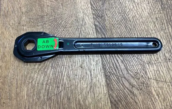 Mercedes-Benz GLE (W166 - C292) Wheel nut wrench 4145810049