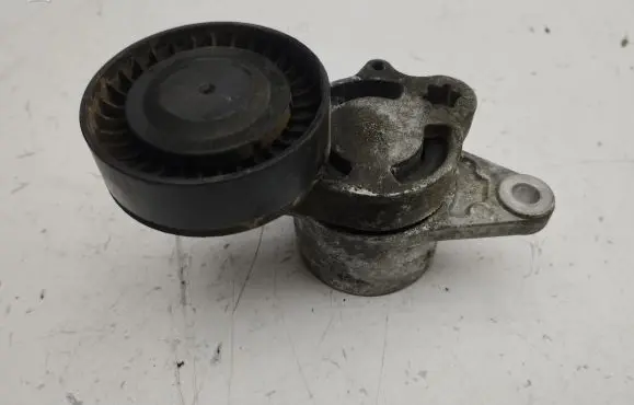 Mercedes-Benz E W213 Generator/alternator belt tensioner