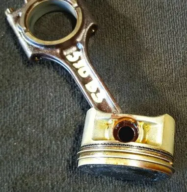 Volvo S80 Piston with connecting rod