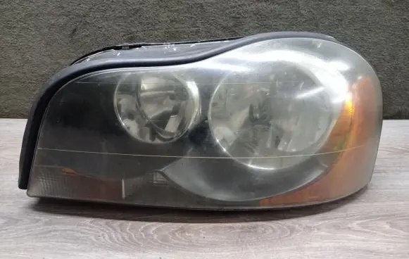 Volvo XC90 Headlight/headlamp 30678590 89078590