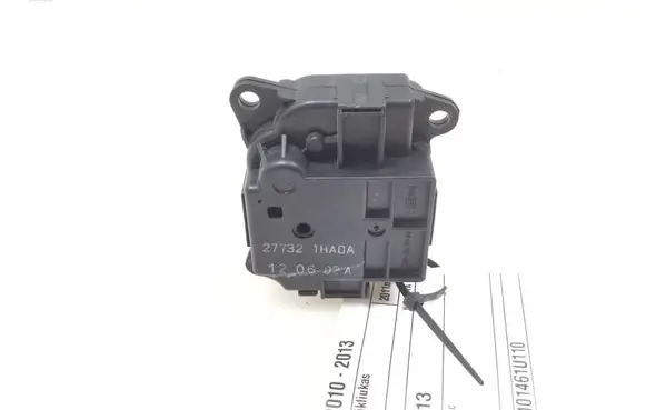 Nissan Juke I F15 Air flap motor/actuator 277321HA0A
