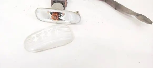 Saab 9-3 Ver2 Front fender indicator light