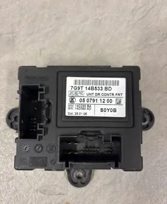 Volvo V70 Door control unit/module 7G9T14B533BD 14C235BA 0507911200