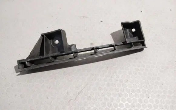 Volkswagen Touran I Front bumper mounting bracket 1T0807890B DNW013837