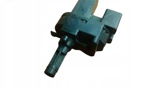 Ford Focus Brake pedal sensor switch 4M6T7C694AA