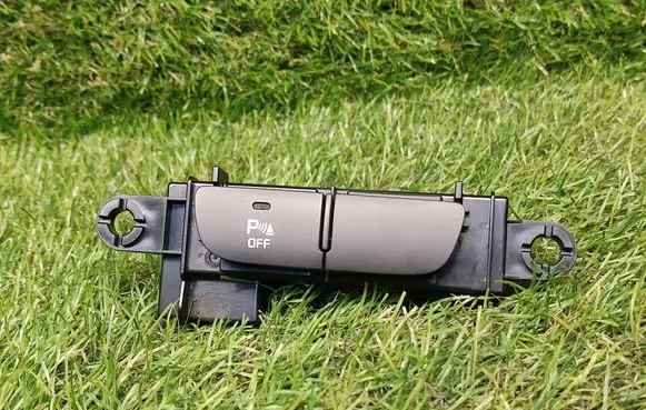 KIA Ceed Parking (PDC) sensor switch 93310A2900